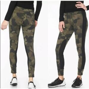 Athleta Leggings Womens XS Petite Green Camo Hybrid Tight Athletic Active Hiking